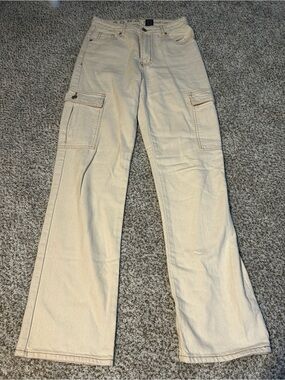 S.O.N.G Wide-Leg Cargo Pants
